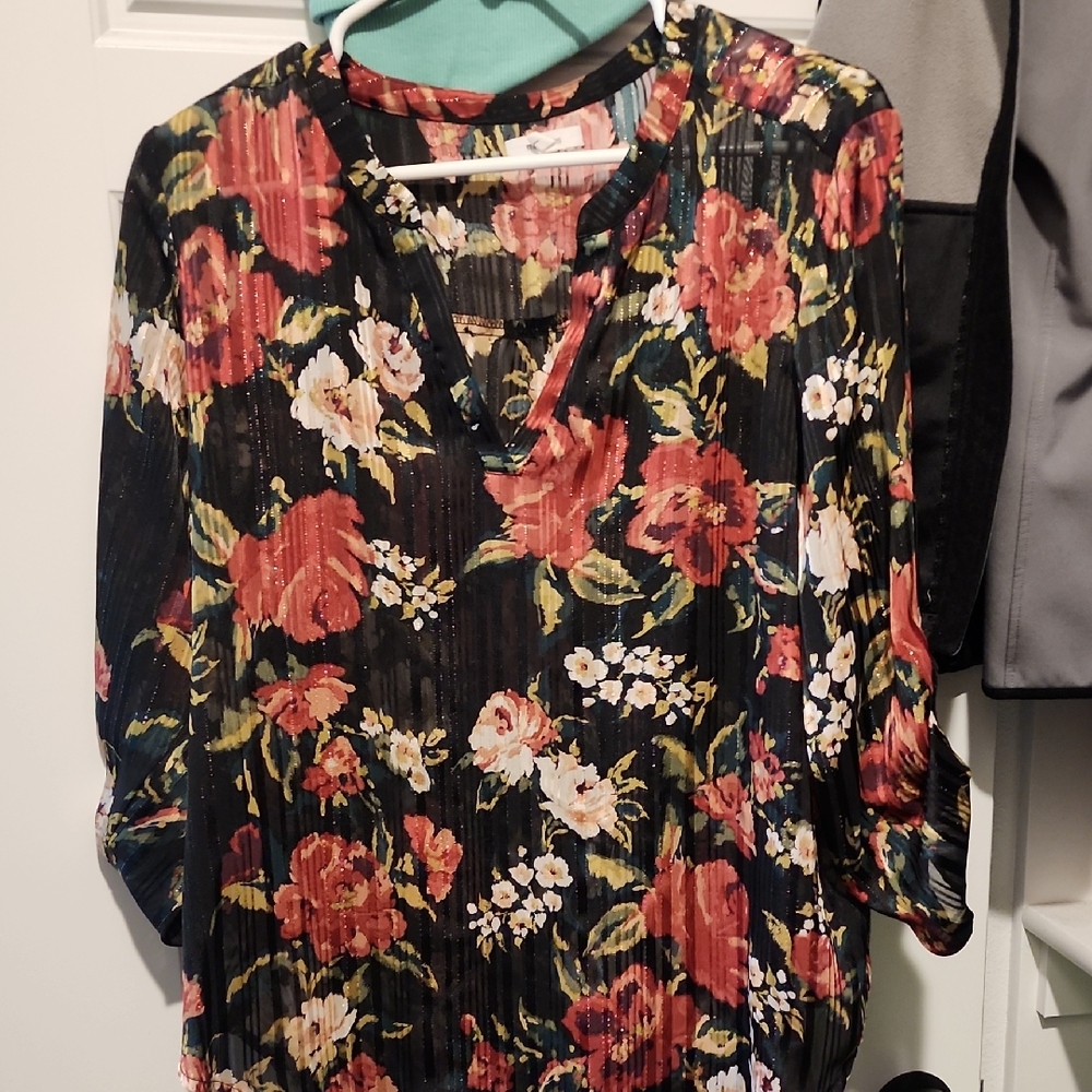 Floral top